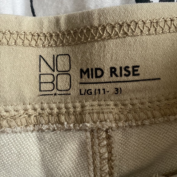 Brand: NO BOUNDARIES, Color: Tan - Picture 3 of 4